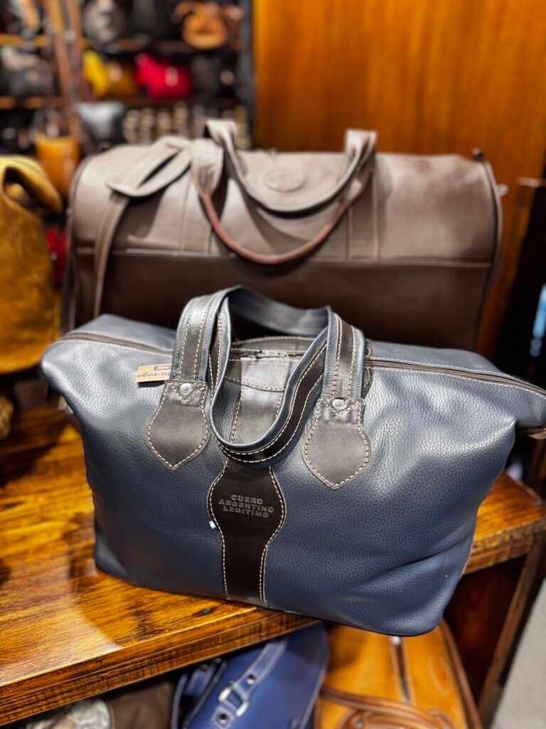 Bolso de viaje de cuero color camel/mostaza — Aranduroga Posadas